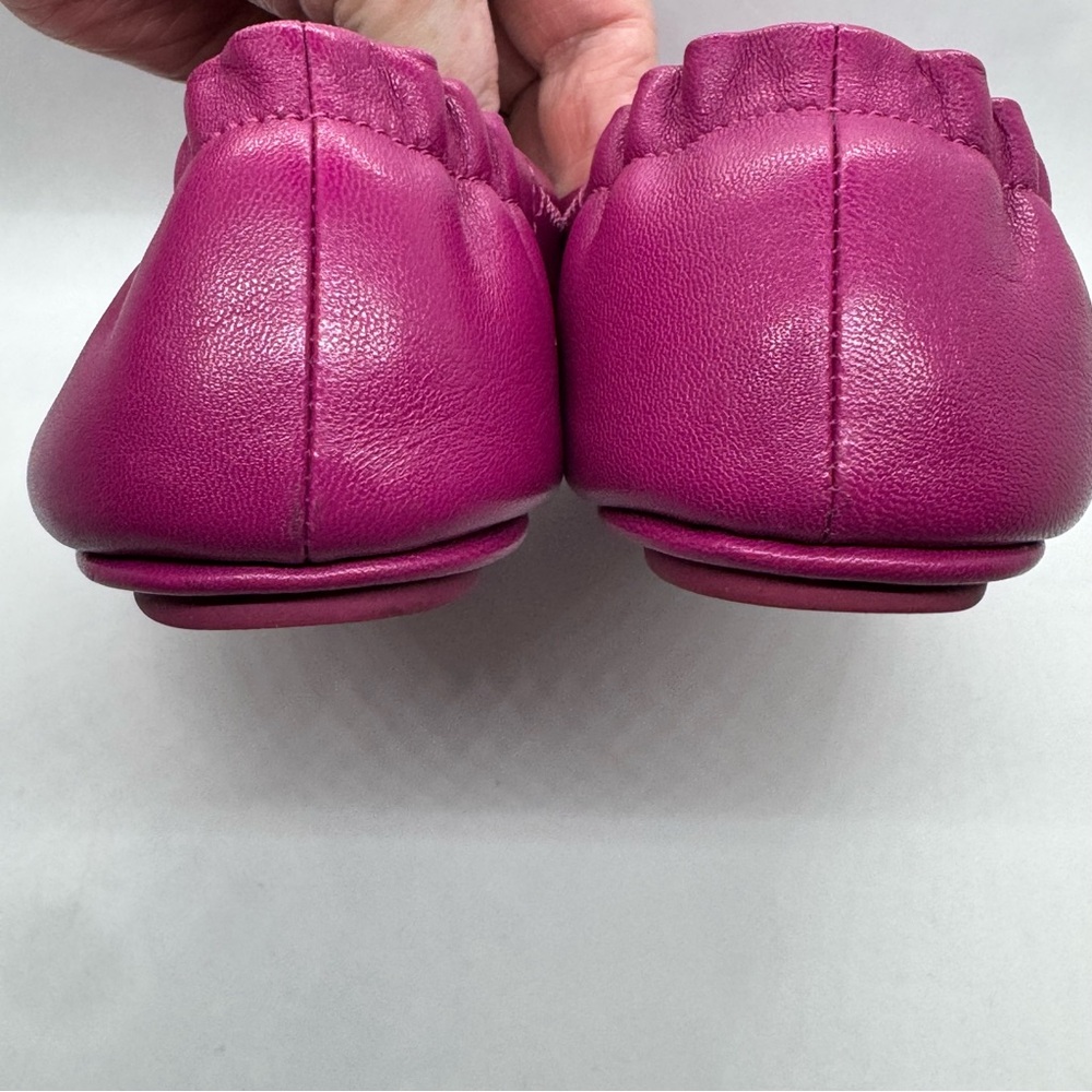 Tory Burch Minnie Reva Travel Ballet Flats Shoes in Magenta Pink Size 7.5 - Picture 9 of 12